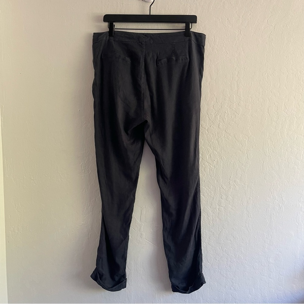 NWT XCVI Dark Blue Lightweight Cuffed Pants Linen Blend Women's Size Large - Picture 2 of 11